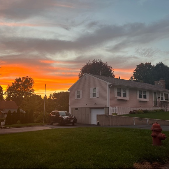 Meet your Posher, Yana - Picture 1 of 1